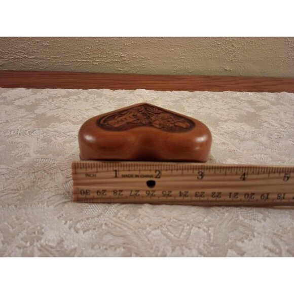 Wilderness Woods Heart Jewelry Ring Box Engraved Roses Love Vintage Wooden Small - Picture 9 of 10